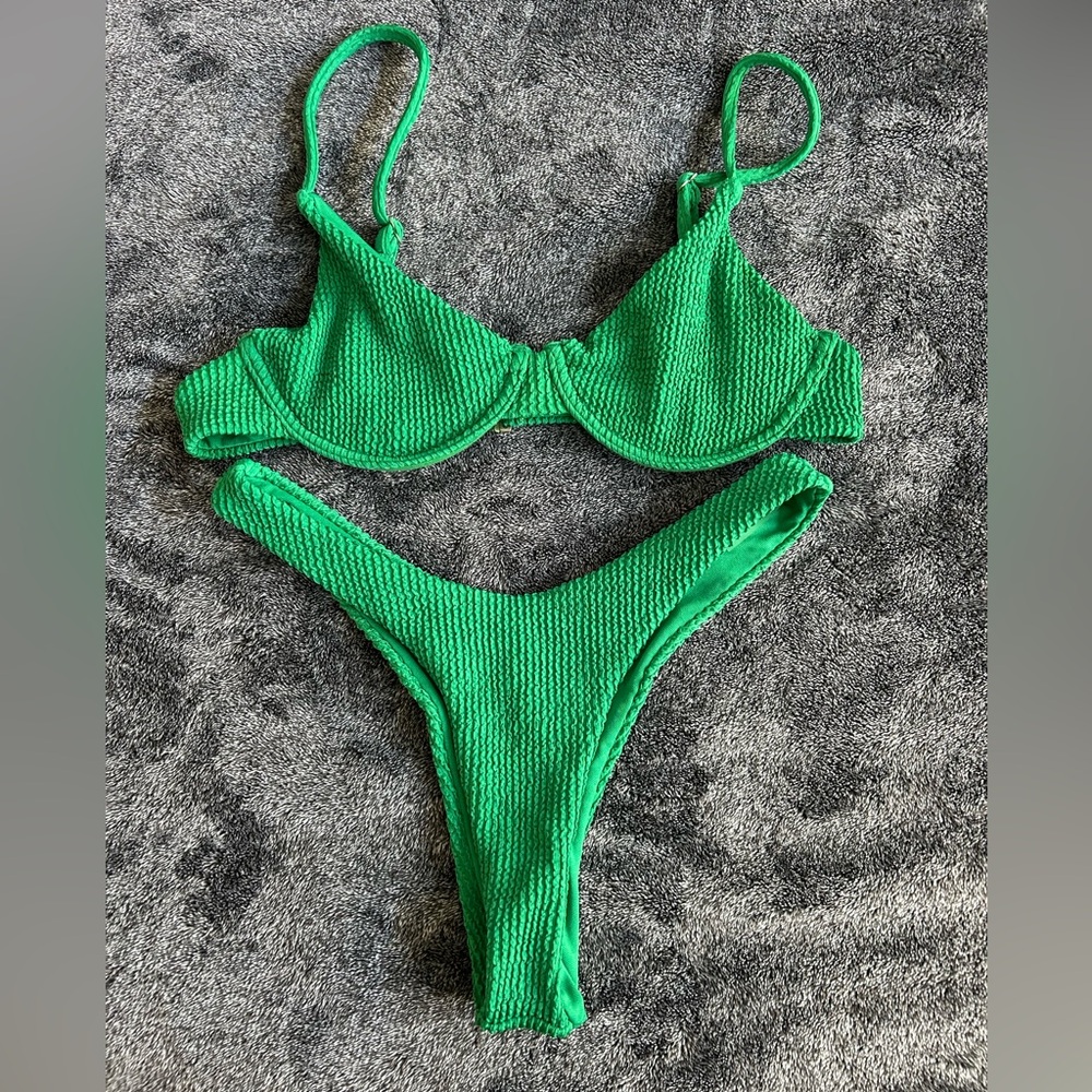 Green Bikini